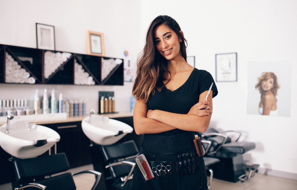 Minding Your Manners in the Salon: 10 Etiquette Rules for Hairstylists -  Campus